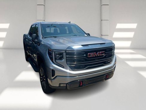 Used 2024 GMC Sierra 1500 AT4 w/ Technology Package image 3