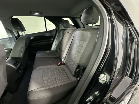 Used 2022 Chevrolet Equinox LT FWD image 22