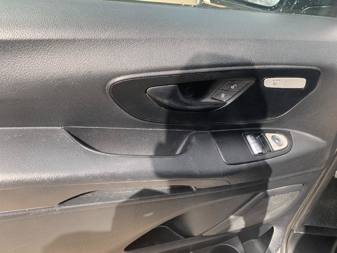 Used 2016 Mercedes-Benz Metris image 13