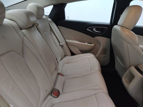 Used 2015 Chrysler 200 Limited w/ Convenience Group FWD image 19