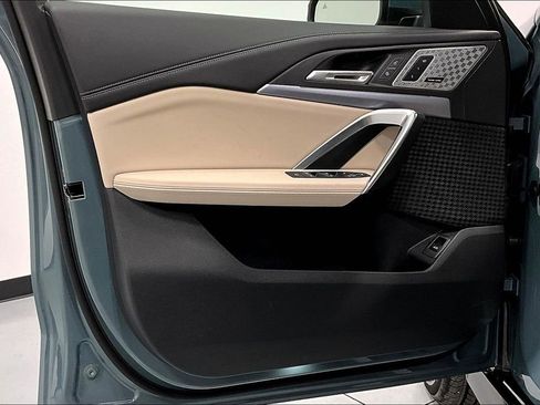 Used 2025 BMW X1 xDrive28i image 21