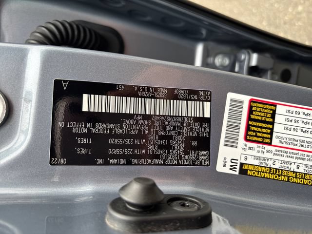Used 2022 Toyota Highlander Limited AWD/4WD image 25