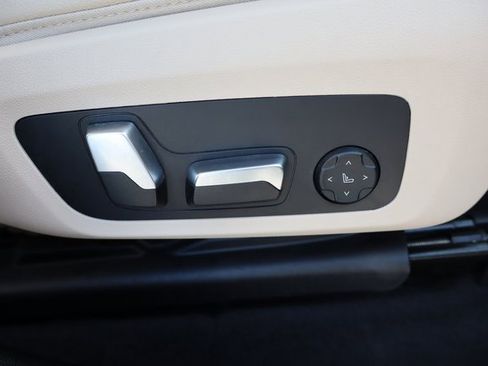 Used 2020 BMW X3 xDrive30i w/ Premium Package image 13