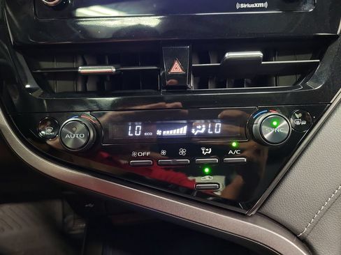 Used 2023 Toyota Camry SE w/ Convenience Package FWD image 20