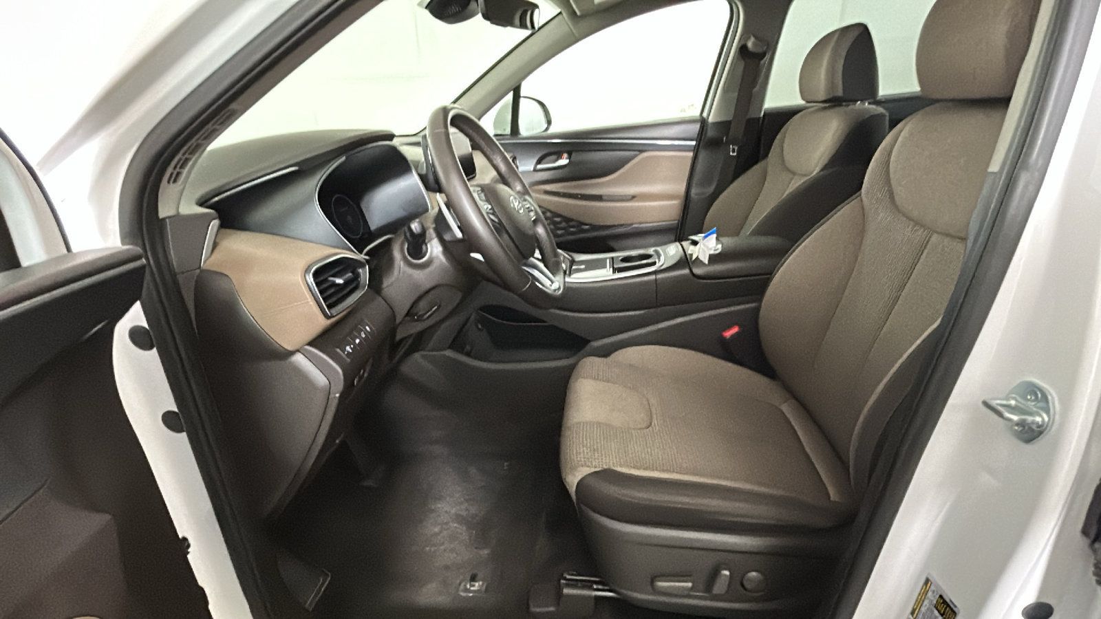 Used 2023 Hyundai Santa Fe SEL Convenience AWD/4WD image 13