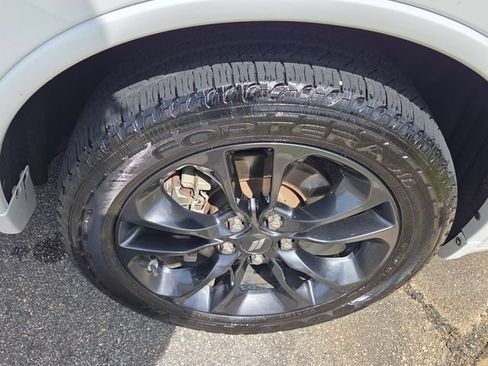 Used 2021 Dodge Durango GT RWD image 17