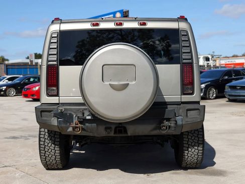 Used 2003 HUMMER H2 w/ Preferred Equipment Group image 4