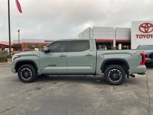 Used 2025 Toyota Tundra SR5 w/ TRD Off-Road Premium Package AWD/4WD image 8