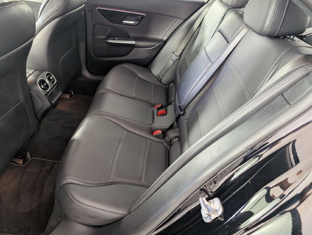 Used 2024 Mercedes-Benz C 300 Sedan image 25