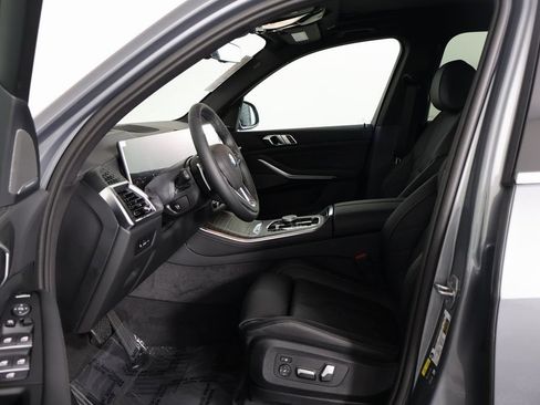 Used 2026 BMW X5 xDrive50e w/ Premium Package AWD/4WD image 5