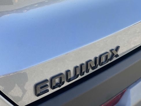 Used 2026 Chevrolet Equinox LT w/ Convenience Package II FWD image 7