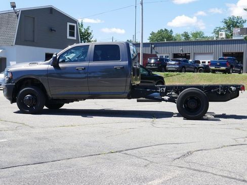 New 2024 RAM 3500 Tradesman image 4
