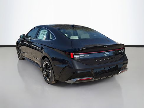 New 2026 Hyundai Sonata SEL image 5