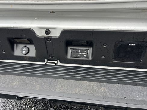 Used 2021 GMC Sierra 1500 AT4 w/ AT4 Value Package image 27