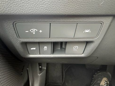 Used 2020 Hyundai Sonata Limited image 17