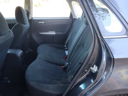 Used 2010 Subaru Impreza 2.5i Premium AWD/4WD image 20