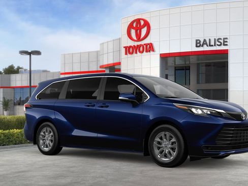 New 2026 Toyota Sienna LE image 14