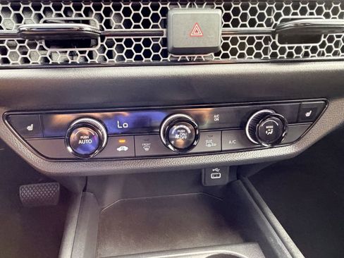 Used 2024 Honda HR-V Sport image 25