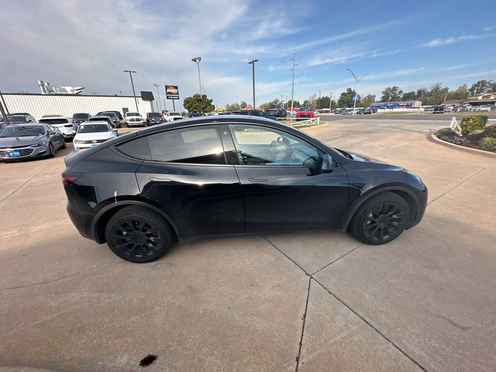 Used 2023 Tesla Model Y Long Range AWD/4WD image 7
