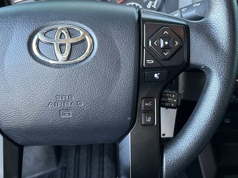 Used 2019 Toyota Tacoma SR image 14
