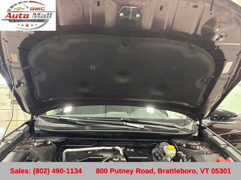 Used 2023 Subaru Outback Limited image 17