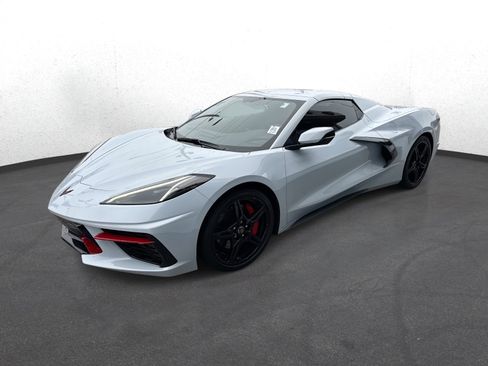 Used 2023 Chevrolet Corvette Stingray Convertible w/ Z51 Performance Package image 7