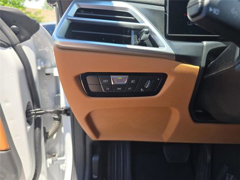 Certified 2025 BMW i4 eDrive40 w/ Premium Package RWD image 34