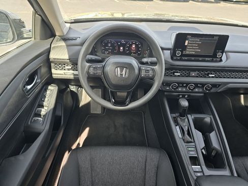 Certified 2025 Honda Accord SE image 13