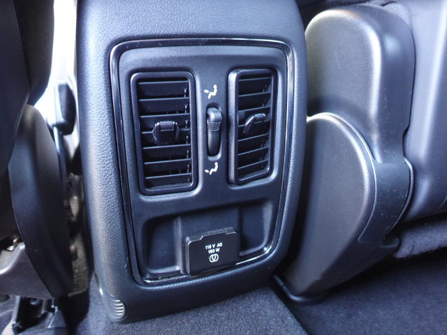 Used 2019 Jeep Grand Cherokee Altitude AWD/4WD image 25
