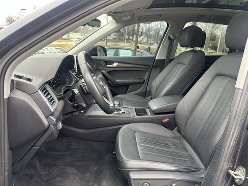 Used 2019 Audi Q5 2.0T Premium Plus w/ Premium Plus Package image 9