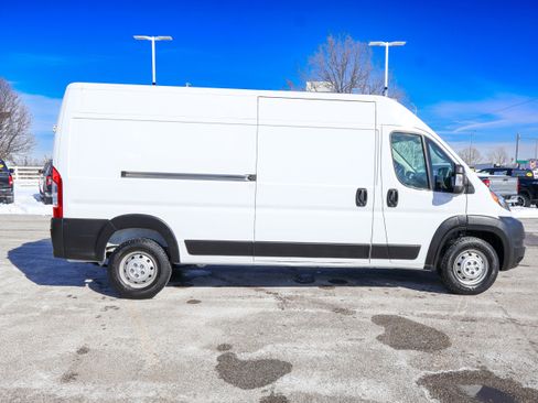 Used 2021 RAM ProMaster 2500 image 6