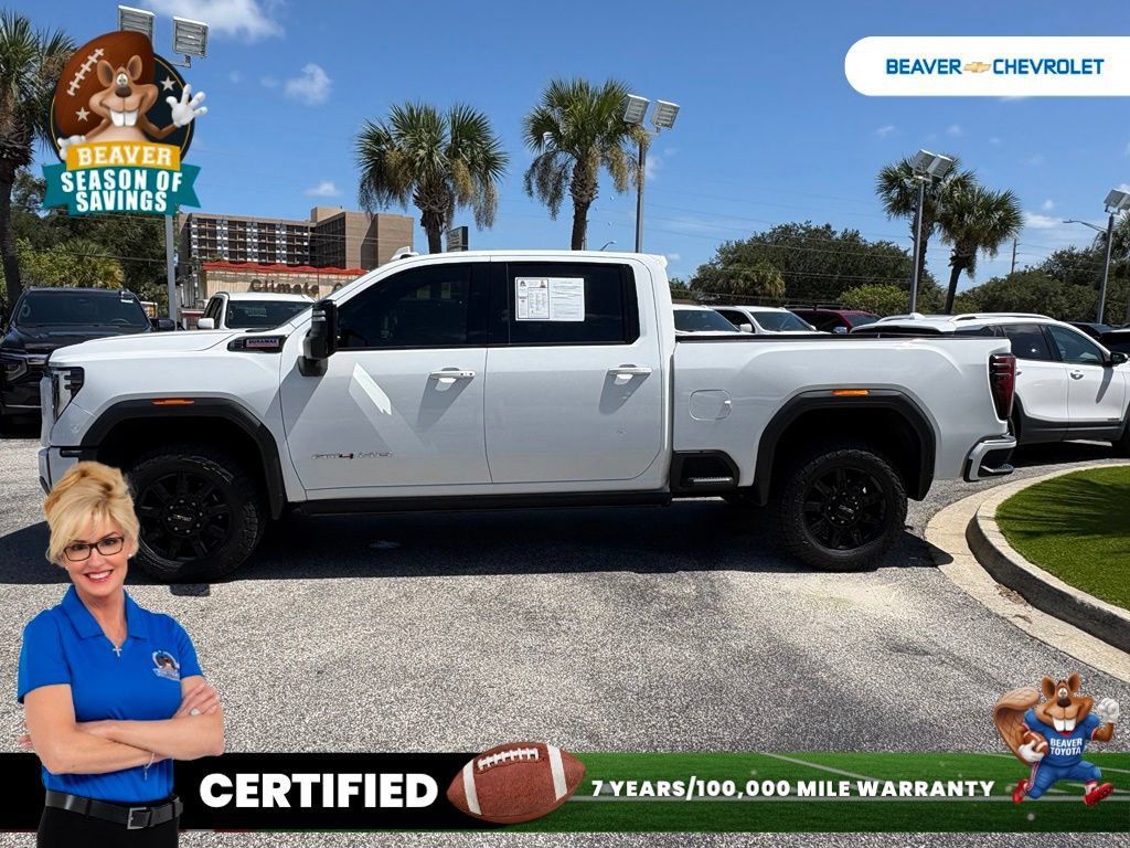 Used 2024 GMC Sierra 2500 AT4 w/ AT4 Premium Plus Package AWD/4WD image 4