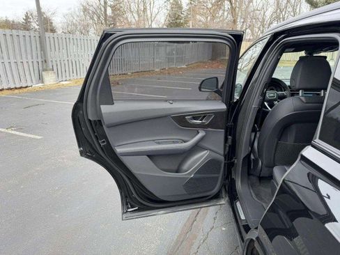 Used 2025 Audi Q7 3.0T Premium Plus w/ Premium Plus Package image 21