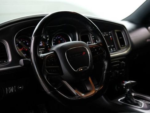 Used 2020 Dodge Charger Scat Pack RWD image 20