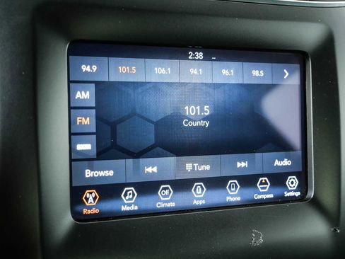 Used 2019 Jeep Cherokee Latitude w/ Popular Appearance Group FWD image 13