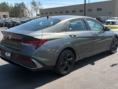 New 2026 Hyundai Elantra Sport FWD image 6