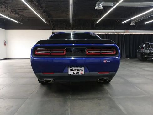 Used 2019 Dodge Challenger SXT w/ Blacktop Package RWD image 40