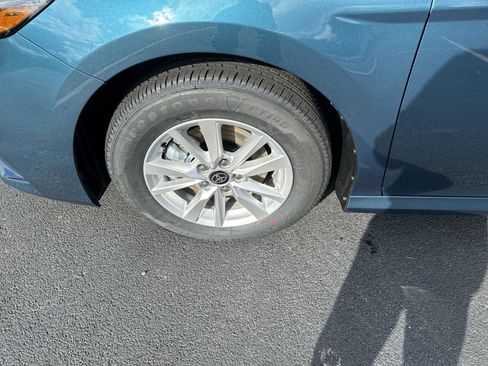 New 2025 Toyota Camry LE w/ Convenience Package image 9