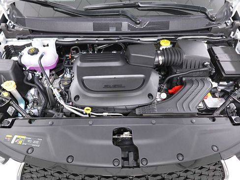 New 2026 Chrysler Pacifica Select image 30