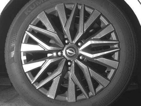 Used 2025 Nissan Altima 2.5 SV FWD image 18