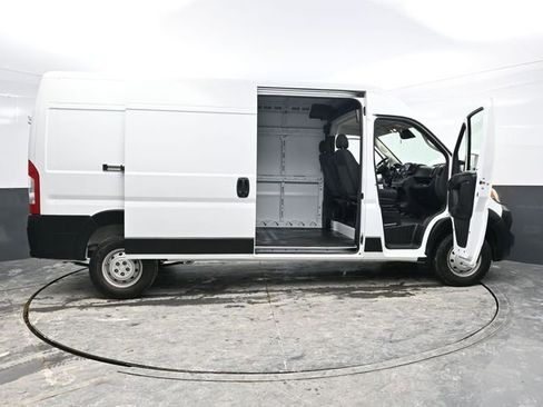 Used 2023 RAM ProMaster 2500 image 45
