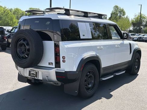 Used 2023 Land Rover Defender 110 S AWD/4WD image 13