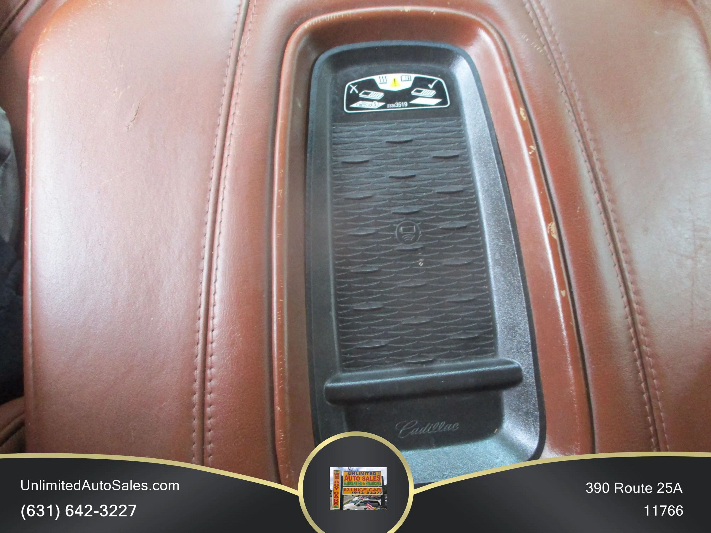 Used 2016 Cadillac Escalade ESV Luxury AWD/4WD image 18