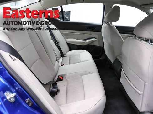Used 2025 Nissan Altima 2.5 SV FWD image 22