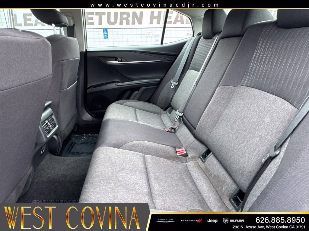 Used 2025 Toyota Camry LE FWD image 34