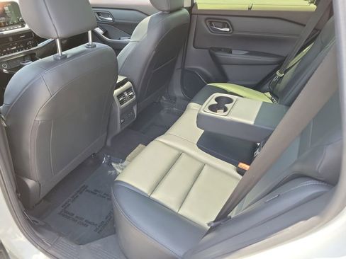 Used 2023 Nissan Rogue SL w/ SL Premium Package FWD image 26