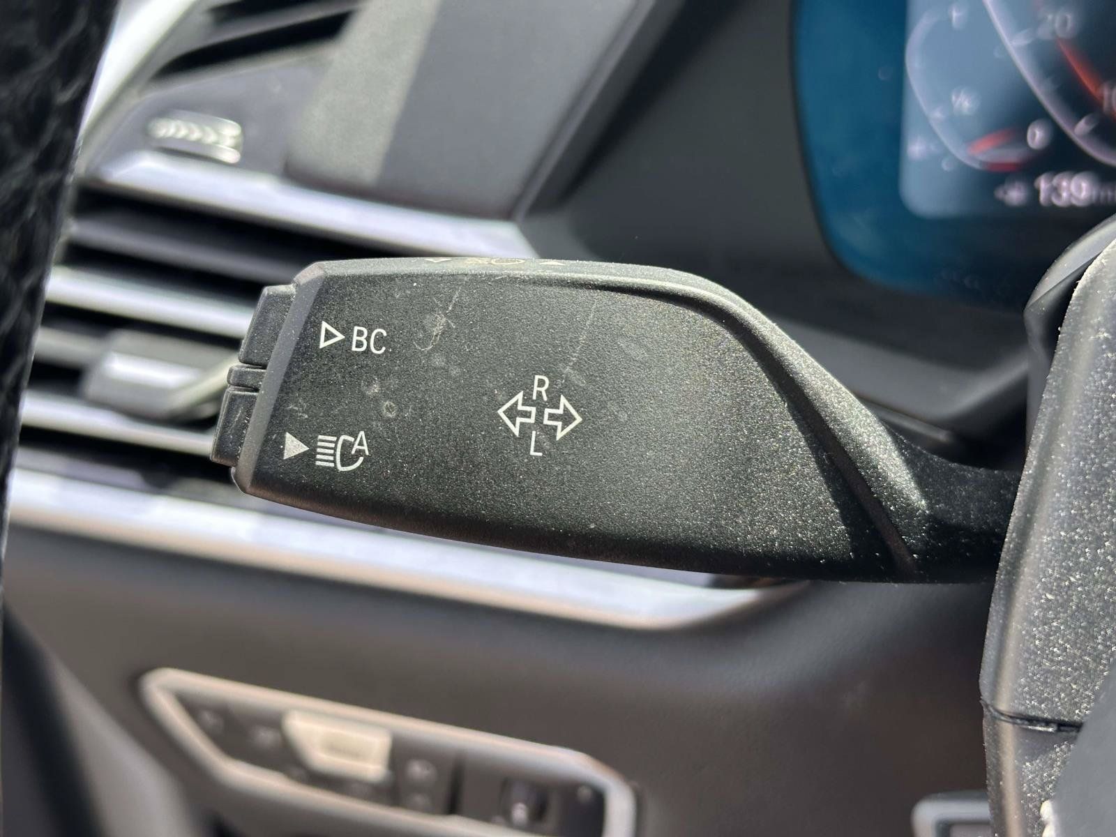 Used 2019 BMW X7 xDrive40i w/ Premium Package AWD/4WD image 27