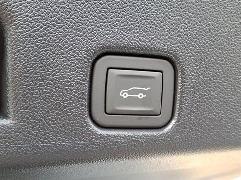 New 2026 GMC Acadia AT4 w/ Super Cruise Package image 13