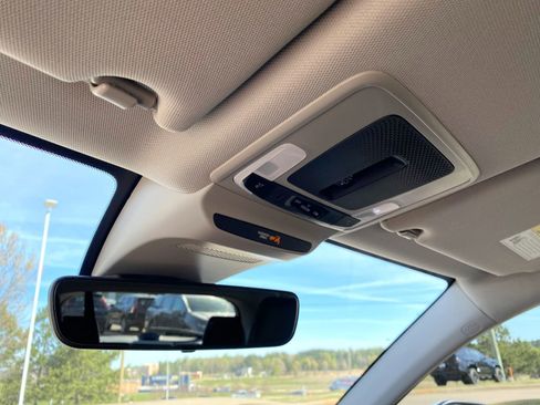 Used 2026 Honda HR-V EX-L image 24