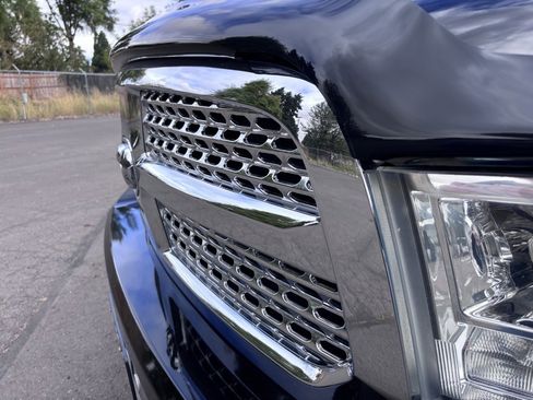 Used 2015 RAM 1500 Laramie w/ Convenience Group image 15